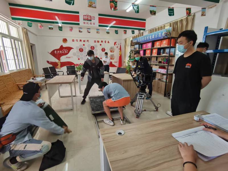 德兴市广告片拍摄公司：极简主义践行者，少即是多的视觉哲学
